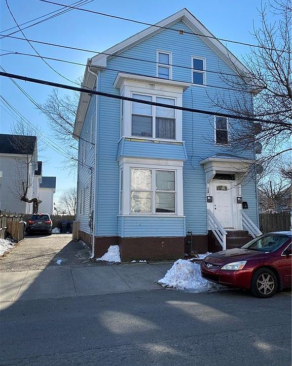 2nd image of 54 Regent Ave