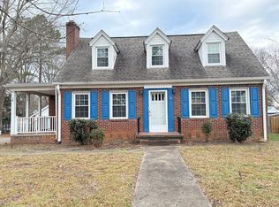 323 S Hamilton St, Eden, NC 27288