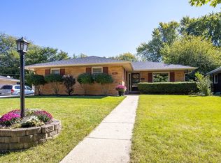 2416 Wyoming Dr, Rockford, IL 61108