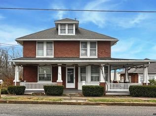 305 Abbottstown St, East Berlin, PA 17316
