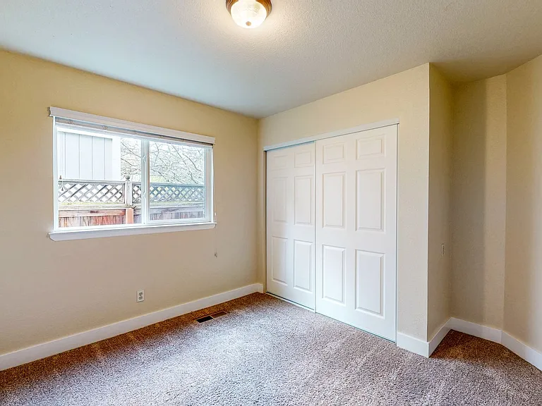 2135 Pebblewood Ct — Photo 31