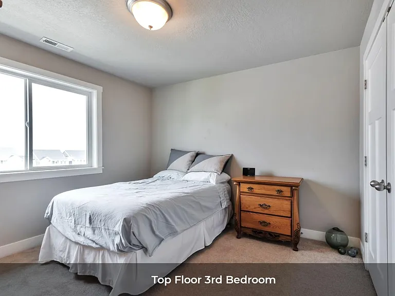 4190 N Cresthaven Ln — Photo 24