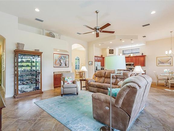 4th image of 8829 Sarita Ct