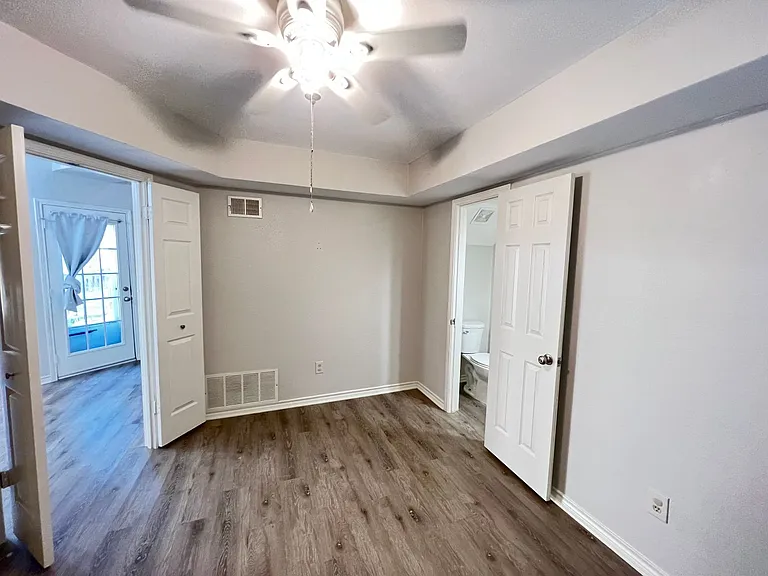 10913 Gable Dr — Photo 11