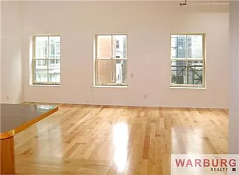 Rented by Warburg