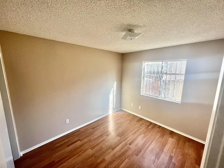 1333 Bates Ave #2 — Photo 4