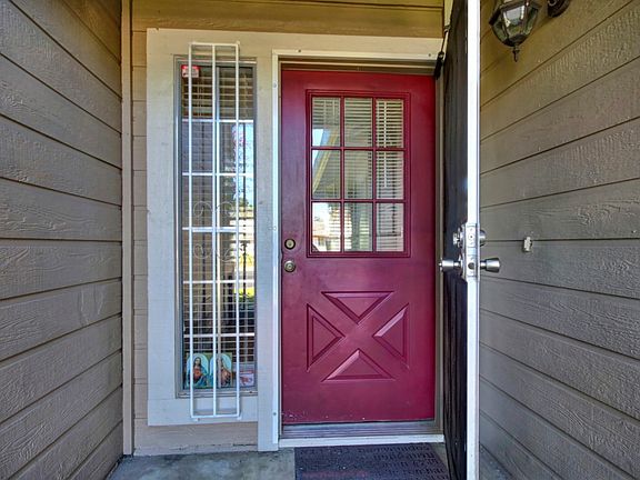 5th image of 8212 Auberry Dr