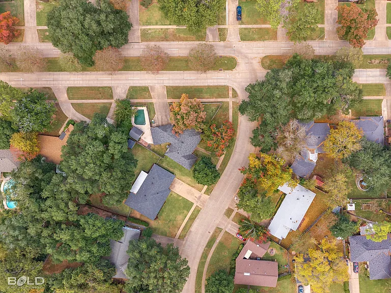 5702 River Rd — Photo 9