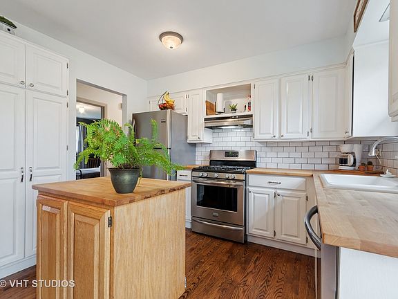 5th image of 3S177 Cypress Dr