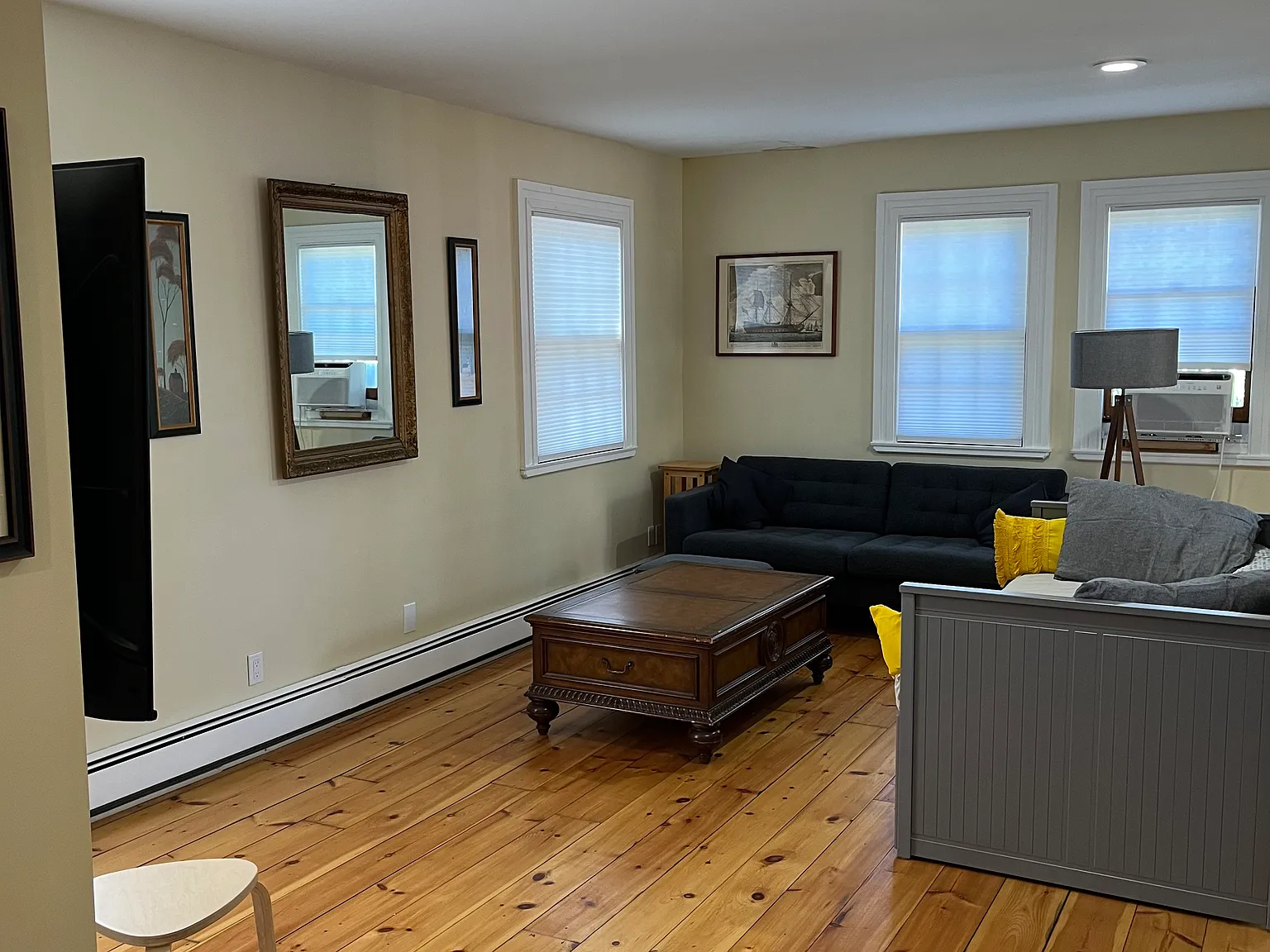 85 Park St — Photo 3