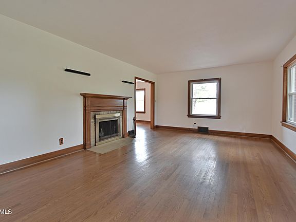 5th image of 4815 Skyline Dr