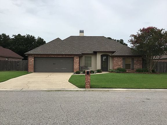 2nd image of 118 Cranberry Dr