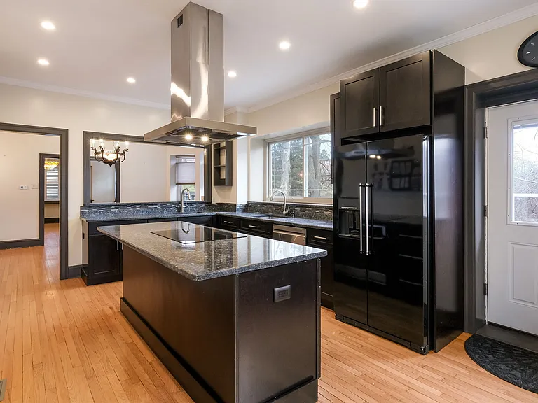459 S Gulph Rd — Photo 10