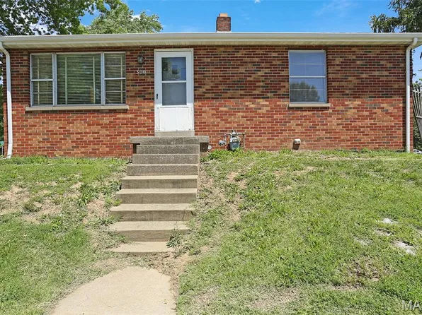 300 N Belt E, Belleville, IL 62226