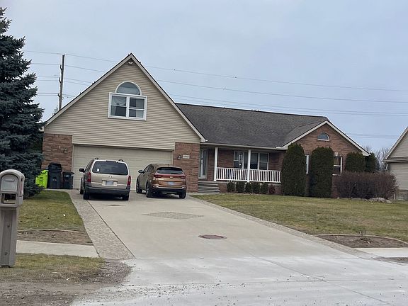 4th image of 52903 Chesterfield Rd