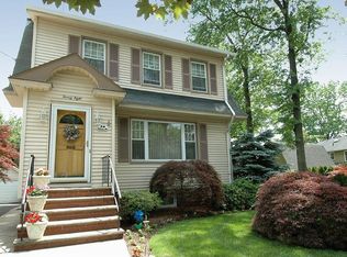 28 Milton St, Millburn, NJ 07041