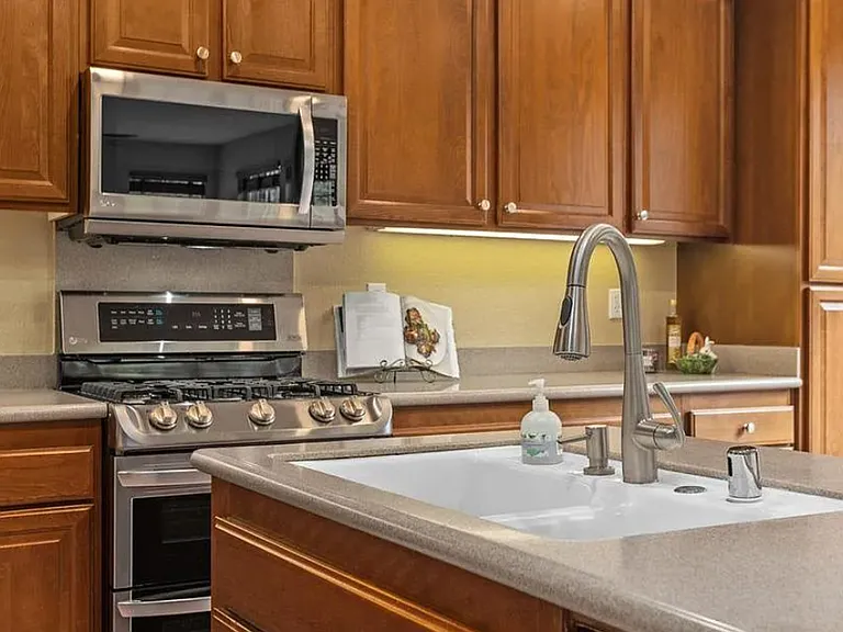 307 Calle De Portola — Photo 15