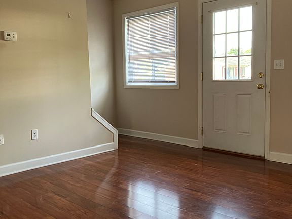 3rd image of 1500 Charles St