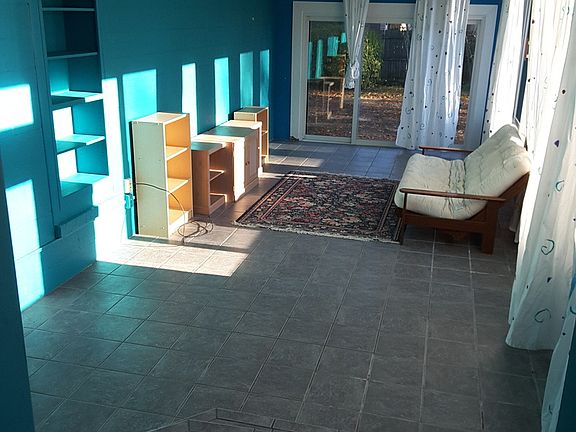 5th image of 586 Harrop Ln