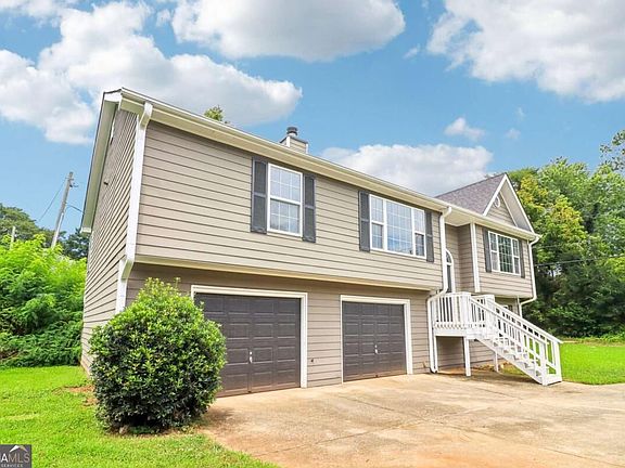 3rd image of 2896 Emory Rd SE