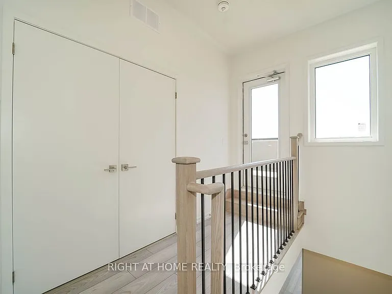 11 Lytham Green Cir #11 — Photo 39