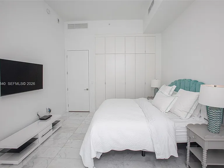 2821 S Bayshore Dr #20D — Photo 18