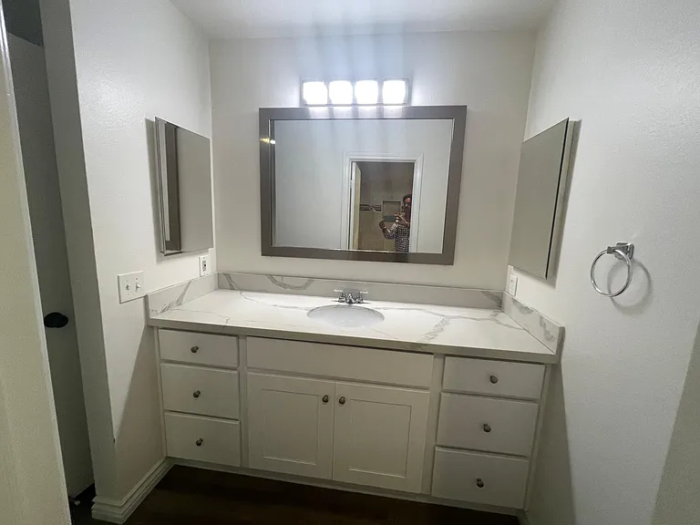 3525 Lebon Dr #105 — Photo 25