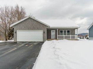 S5460 Mammoth Trl, Baraboo, WI 53913