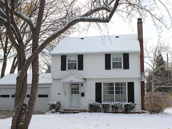 3rd image of 325 Iroquois Ave