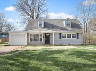 10968 Saint Francis Ln, Saint Ann, MO 63074