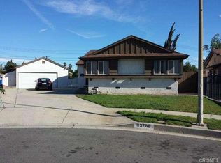 13768 Berg St, Sylmar, CA 91342