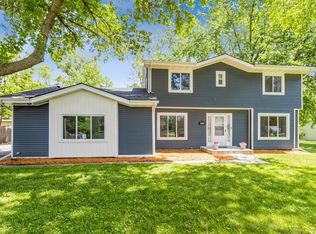 6595 NW 56th St, Johnston, IA 50131