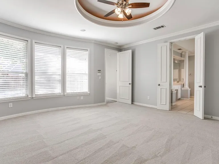 801 Shorecrest Dr — Photo 9