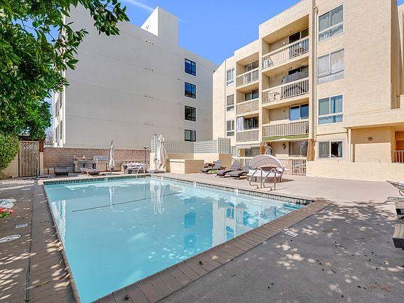 2nd image of 5143 Bakman Ave APT 218