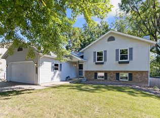 3008 Arapaho Dr, Fitchburg, WI 53719