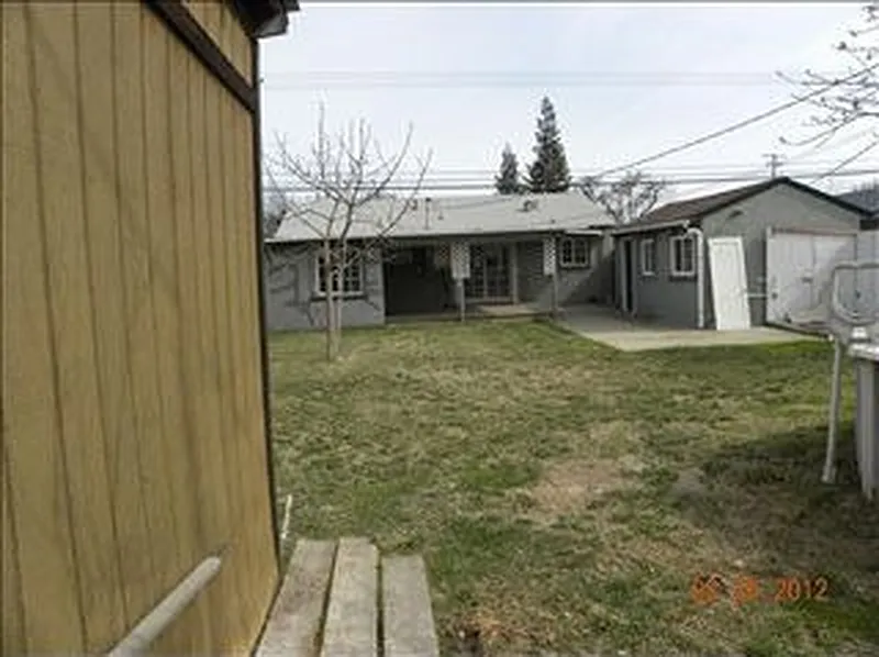 Thumbnail 12