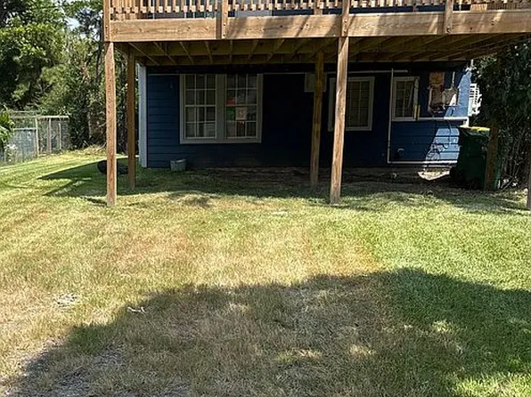 606 Bradley St, Seabrook, TX 77586