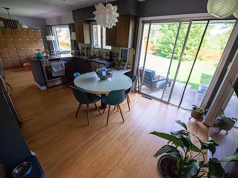 333 S Meadowbrook Dr — Photo 14