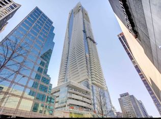 1 Bloor St E #2812, Toronto, ON M4W 0A8