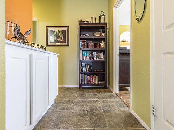 5th image of 14552 Yarrow Ct