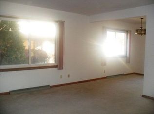 1906 36th St, Kenosha, WI 53140