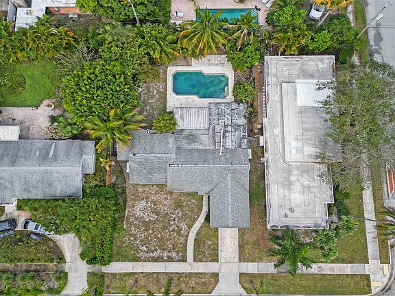 4th image of 108 Harvard Drive