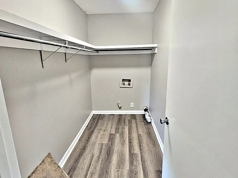 Avalon Cove Townhomes — Photo 20