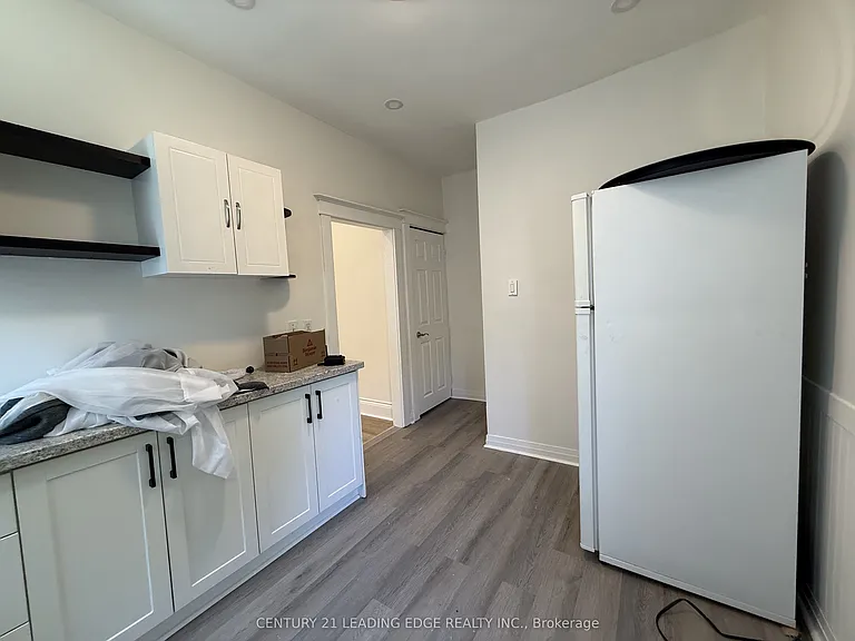 485 Albert St — Photo 8