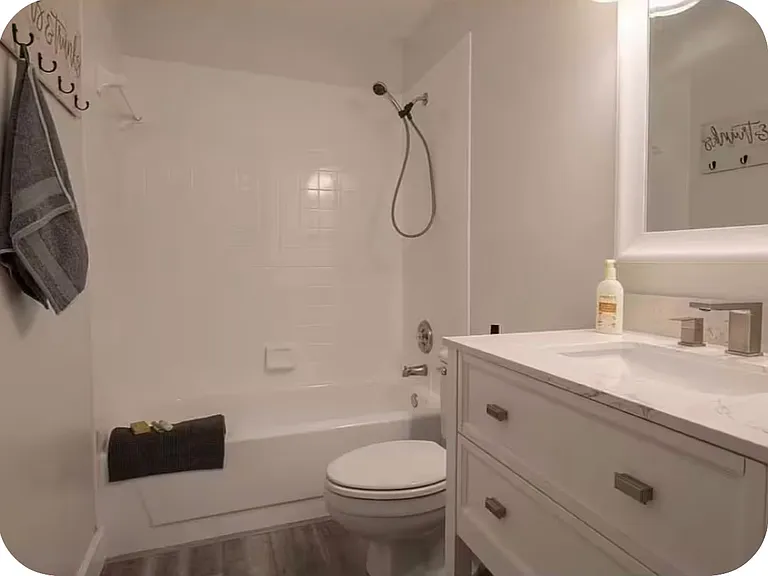 616 Executive Center Dr #2 — Photo 6