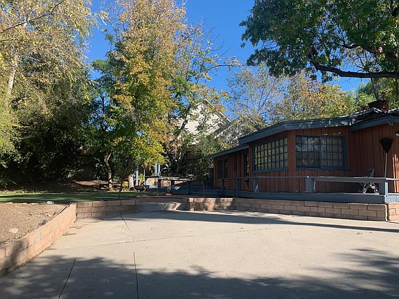 4th image of 22768 Avenue San Luis