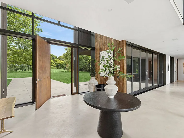 408 Further Ln — Photo 4