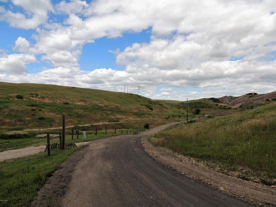 434 E Hunter Rd, Sand Coulee, Mt 59472 