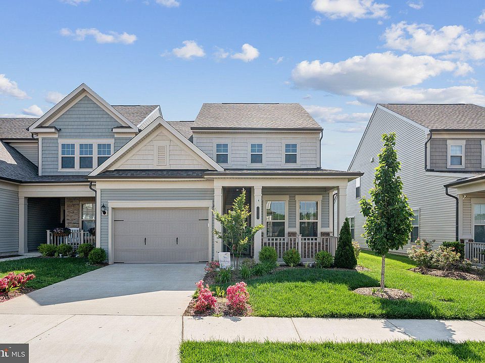 1st image of 16093 Calla Lily Ln