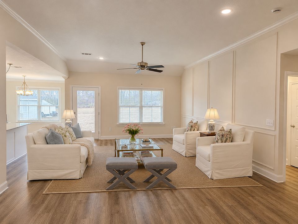 1st image of 129A Atlantic Ave